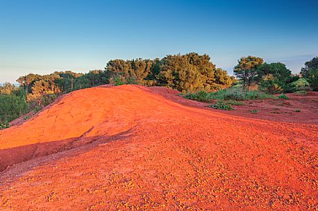 The Bauxite quarry of Otranto is one of the things to do during the holidays in Salento. It is located near the lighthouse of Punta Palascia and Monte Sant'Angelo. In this field the now abandoned mining has formed an emerald green lake that makes one really extraordinary view.