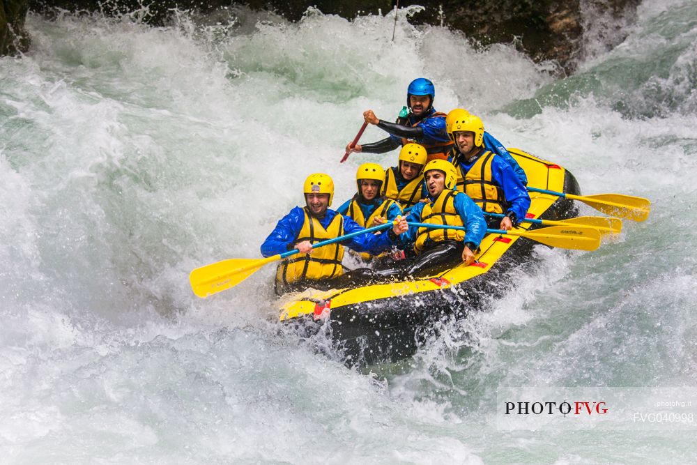 Valnerina, rafting on the Nera river near the Marmore waterfall