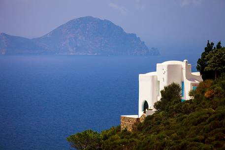 Wonderful house in Ponza with Palmarola island in background Wonderful house in Ponza with Palmarola island in background