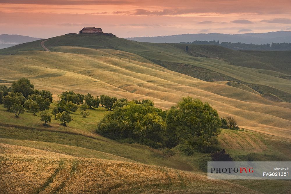 Tuscan countryside, Creste Senesi, Orcia valley, Tuscany, Italy