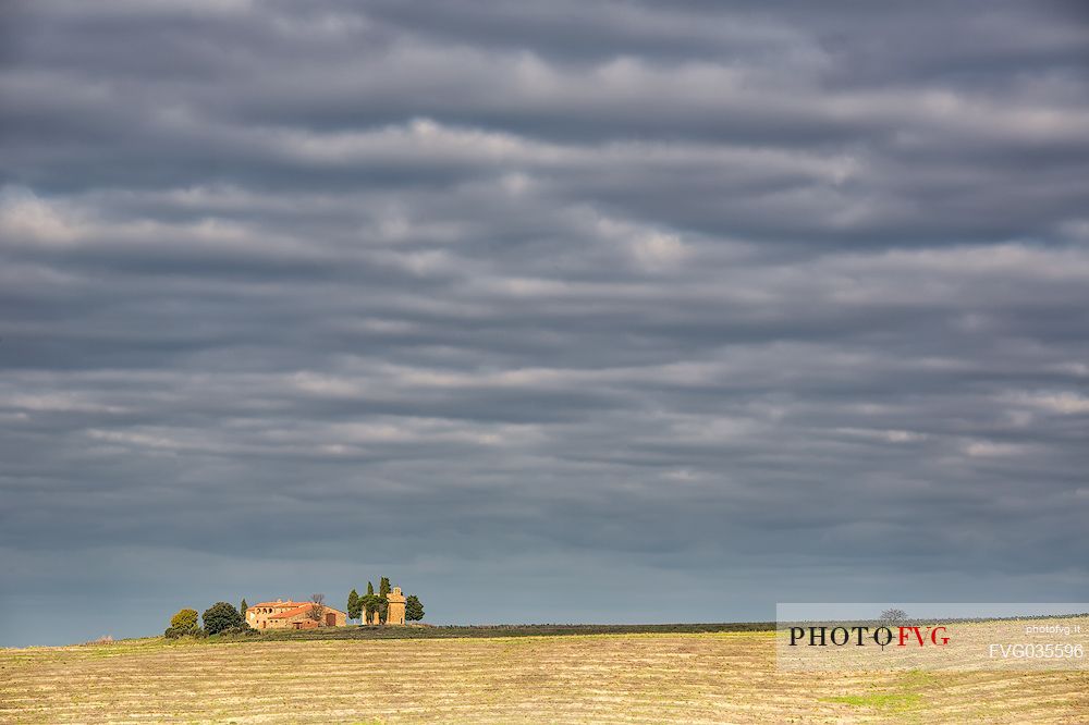 The chapel of the Madonna di Vitaleta along the road from Pienza to San Quirico d'Orcia, Orcia valley, Tuscany, Italy, Europe