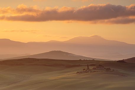 The beauty of the hills in Val d'Orcia, ridges and farmhouses typical of Tuscan beauties