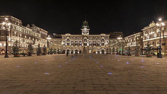 Christmas light in Piazza Unità d'Italia square, Trieste, Friuli Venezia Giulia, Italy, Europe Christmas light in Piazza Unità d'Italia square, Trieste, Friuli Venezia Giulia, Italy, Europe