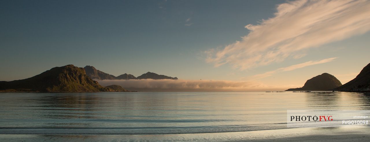 Last lights in the Gulf of Vikspollen