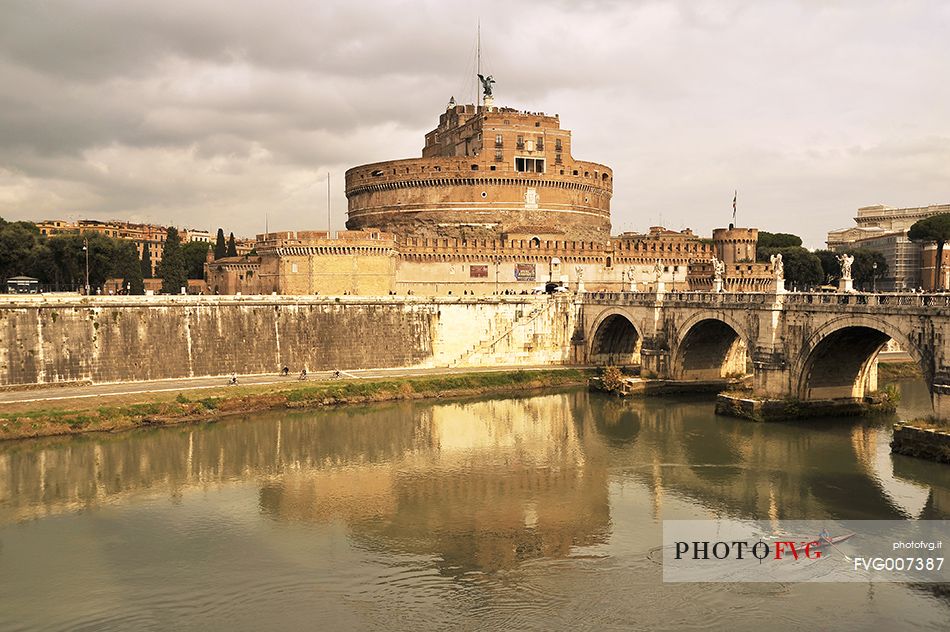 Mausoleum of Hadrian, Castel Sant'Angelo Castle, Tiber river, Rome, Italy, Europe