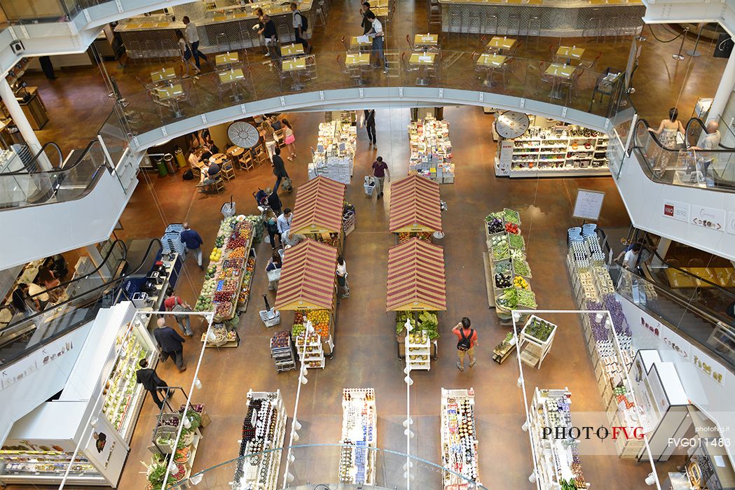 Inside Eataly Milano Smeraldo