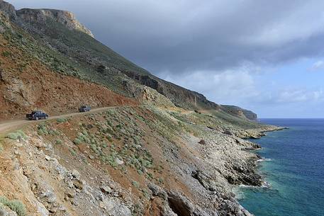 9 KM of dirt road to reach Balos Lagoon