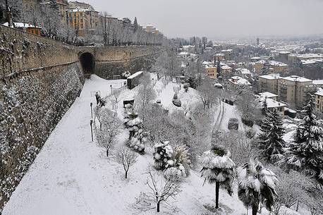 Lower city of Bergamo from the venetian walls of the upper city after a snowfall, Lombardy, Italy, Europe