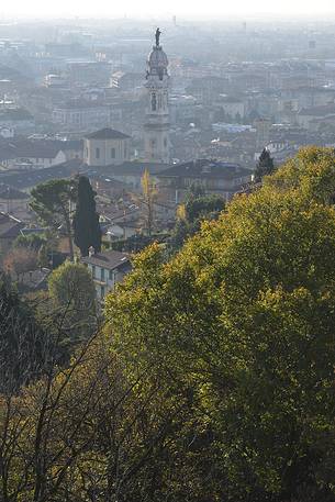 Curch and bell tower of Sant'Alessandro in Colonna in the lower city - view from Baluardo San Giacomo