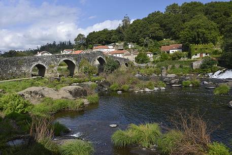 Way of St.James - Ponte Maceira old bridge