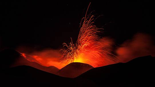 Strombolian activity at the Southeast Crater