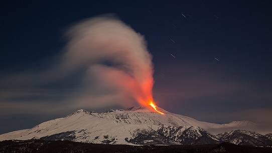 2nd paroxysmal event of 2012 taken from Monte Gurna