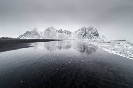 Black beach of Stokksens