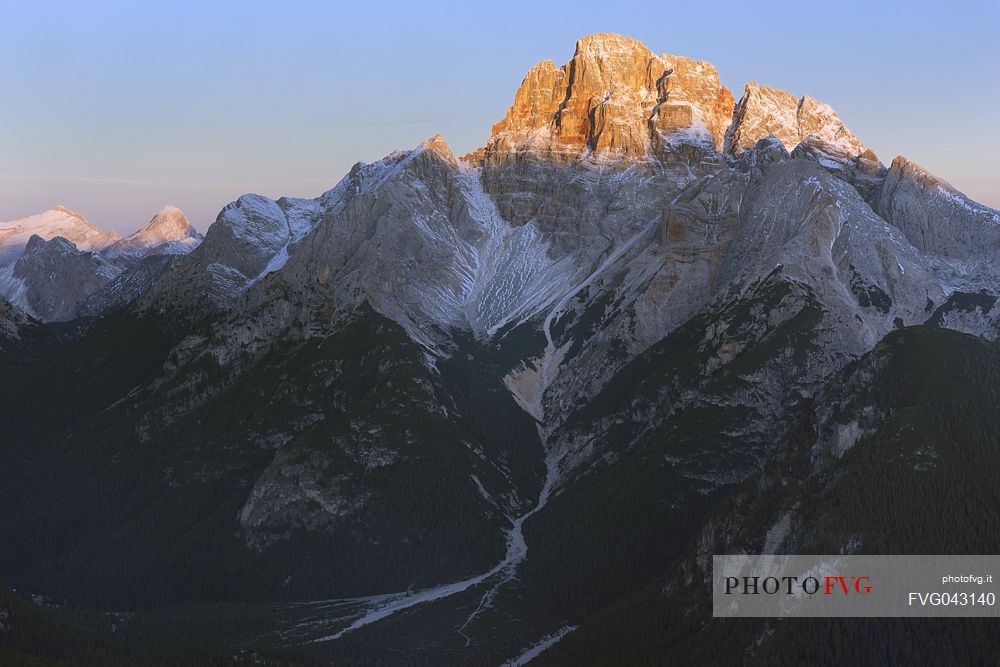 Views from the top of Monte Piana towards the Croda Rossa d'Ampezzo mount, Misurina, Auronzo, Cadore, Veneto, Italy, Europe
