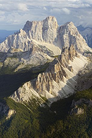 Monte Pelmo and Croda da Lago peaks from the top of Tofana di Mezzo, Cortina d'Ampezzo, dolomites, Italy Monte Pelmo and Croda da Lago peaks from the top of Tofana di Mezzo, Cortina d'Ampezzo, dolomites, Italy