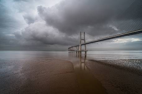 Vasco da Gama' Bridge