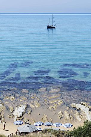 The spectacular shoreline that can be admired going down the path towards the Scala dei Turchi, Stair of the Turks, the coast between Capo Rossello and Porto Empedocle, Agrigento, Sicily, Italy, Europe