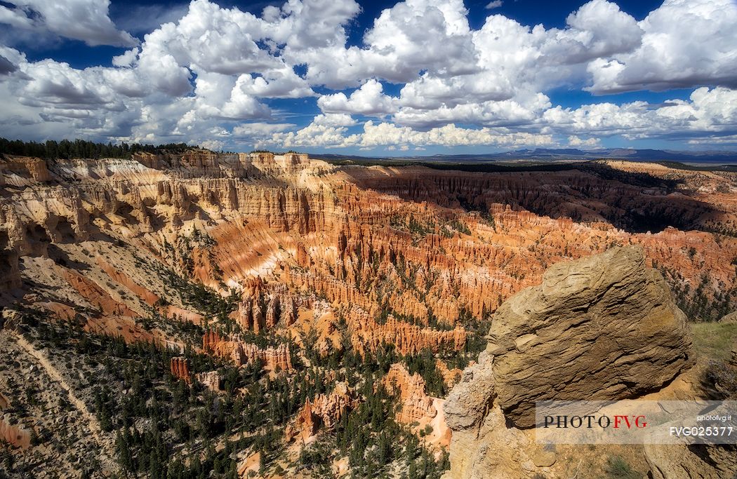 Amphitheatre at Bryce Canyon National Park, Utah, United States of America