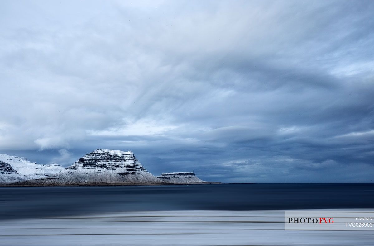 An Icelandic coastline, Londrangar, Iceland