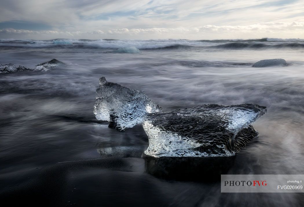 Ice block from Vatnajkull glacier on the beach, Jkulsrln, Iceland