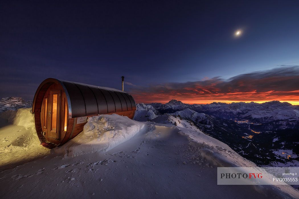 Panoramic view of Dolomites and the sauna of Lagazuoi mountain hut, Falzarego Pass, Cortina d'Ampezzo, dolomites, Italy, Europe
