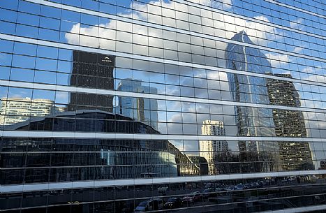 La Nef des Collines de l'Arche. Place de la Pyramide La Defense Paris, France