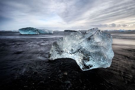 Ice block from Vatnajkull glacier on the beach, Jkulsrln, Iceland