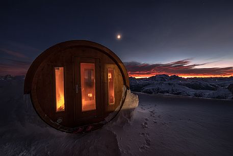 Panoramic view of Dolomites and the sauna of Lagazuoi mountain hut, Falzarego Pass, Cortina d'Ampezzo, dolomites, Italy, Europe