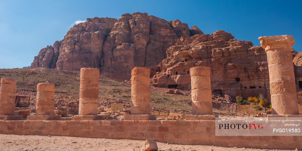 Columns alley, Petra, Jordan