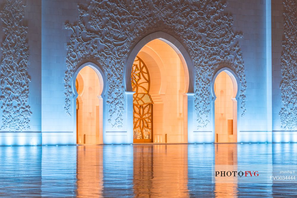 Detail of entrance of the Sheikh Zayed Grand Mosque in the City of Abu Dhabi at twilight, Emirate of Abu Dhabi, United Arab Emirates, UAE