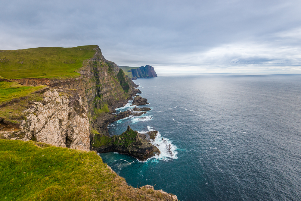 Skuvanes scenic viewpoint, Eggjarnar, Suuroy Island, Faeroe Islands, Denmark