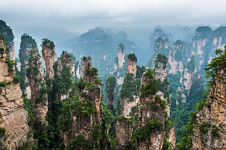 Hallelujah mountains or Avatar mountains in the Zhangjiajie National Forest Park, Hunan, China Hallelujah mountains or Avatar mountains in the Zhangjiajie National Forest Park, Hunan, China