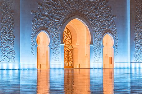 Detail of entrance of the Sheikh Zayed Grand Mosque in the City of Abu Dhabi at twilight, Emirate of Abu Dhabi, United Arab Emirates, UAE