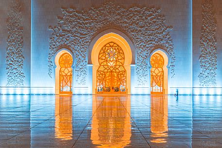 Detail of entrance of the Sheikh Zayed Grand Mosque in the City of Abu Dhabi at twilight, Emirate of Abu Dhabi, United Arab Emirates, UAE