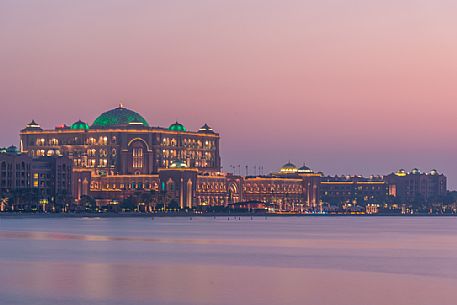 Kempinski Emirates Palace Hotel on the Corniche in the City of Abu Dhabi, Emirate of Abu Dhabi, United Arab Emirates, UAE