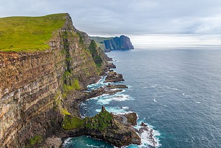 Skuvanes scenic viewpoint, Eggjarnar, Suuroy Island, Faeroe Islands, Denmark