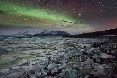 Northern lights over the Jokulsarlon glacier lagoon.