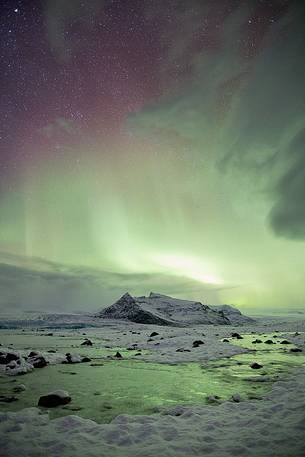 Aurora borealis in Jokulsarlon lagoon