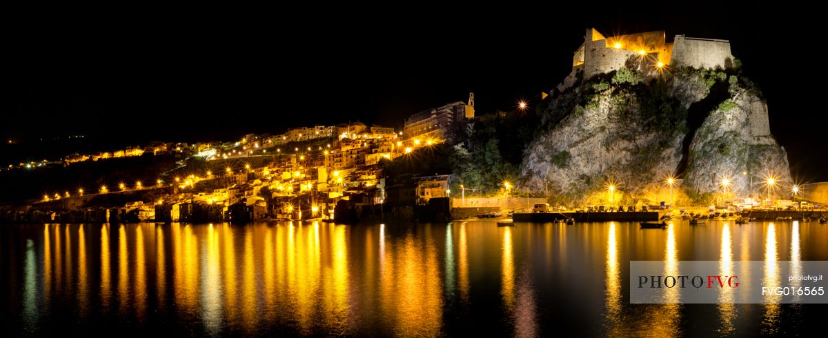 A night panoramic photograph of Scilla A night panoramic photograph of Scilla