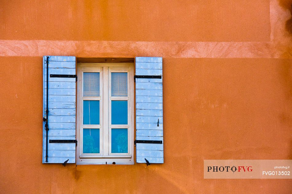 The village of Roussillon, famous for its ocher and the red houses