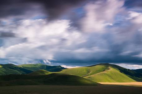 Clouds over the valley of Castelluccio