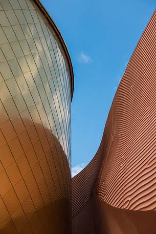 Milan Universal Exposition 2015, Expo Milano 2015, United Arab Emirates Pavilion, architect Norman Foster