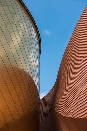 Milan Universal Exposition 2015, Expo Milano 2015, United Arab Emirates Pavilion, architect Norman Foster Milan Universal Exposition 2015, Expo Milano 2015, United Arab Emirates Pavilion, architect Norman Foster