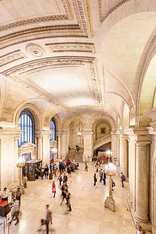 Main hall of the Public Library of New York city, Manhattan, USA