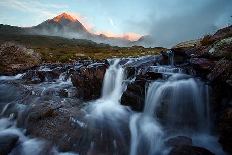 Misty sunset, Gavia Pass, Stelvio National Park.