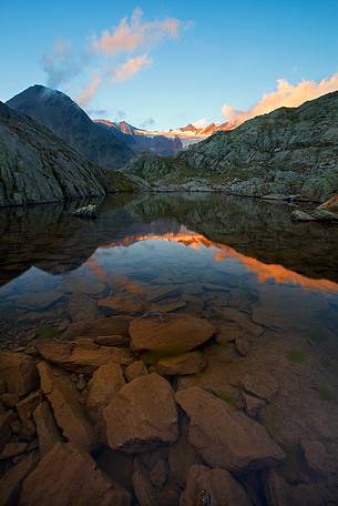 Sunset, Doseg glacier and reflection.