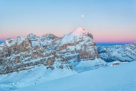 winter sunset on Tofana di Rozes