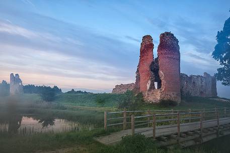 Laiuse castle on sunrise