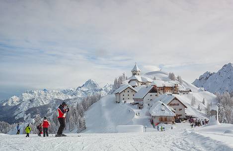  Ski slope with a view to Mount Lussari