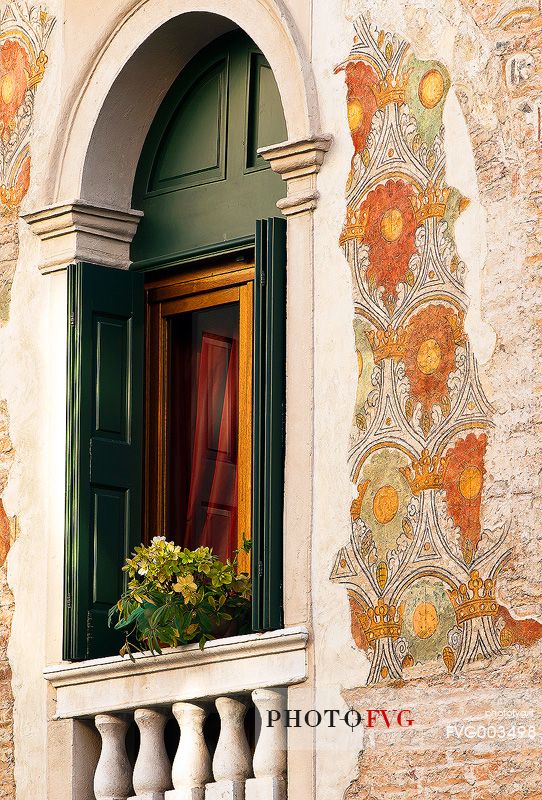 Detail of a historical palace in Pordenone, city of north east Italy, Friuli Venezia Giulia, Italy, Europe